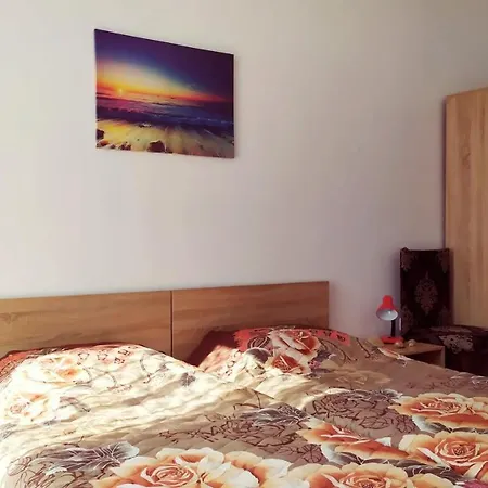 Big Apartment Near The Sea + Kitchen, Wifi &Ac Appartamento Nesebar